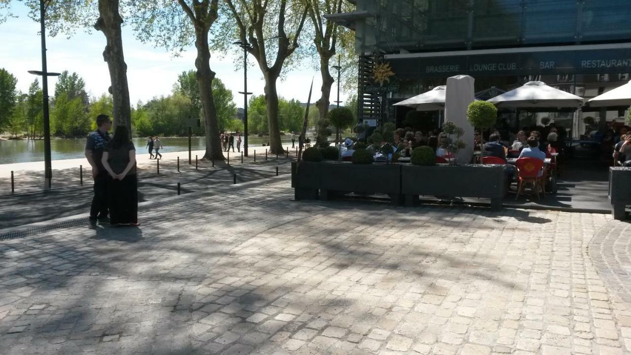 Appart La Gabare - Face Loire Quai Du Chatelet Orléans Exterior foto